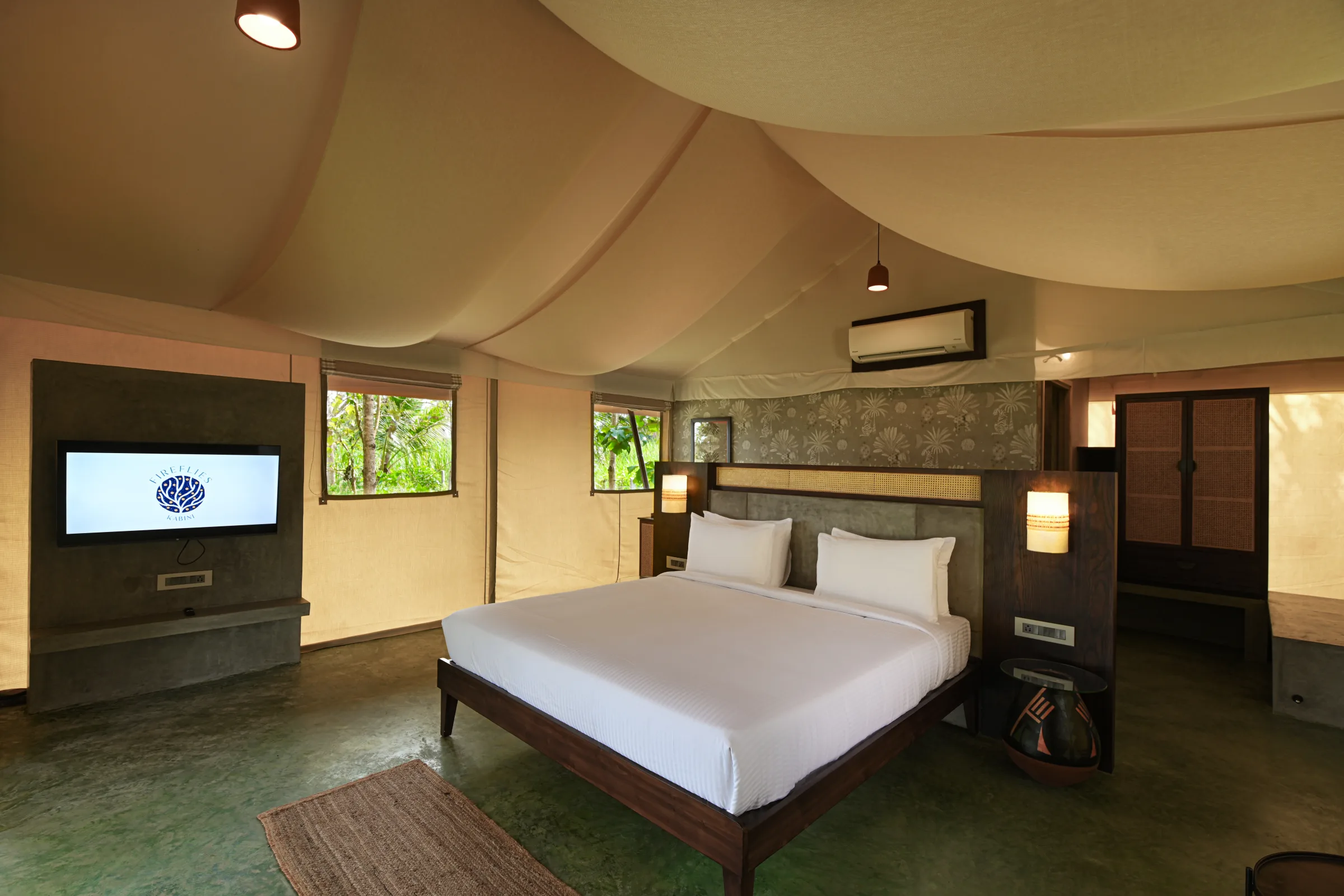 Resort Fireflies
